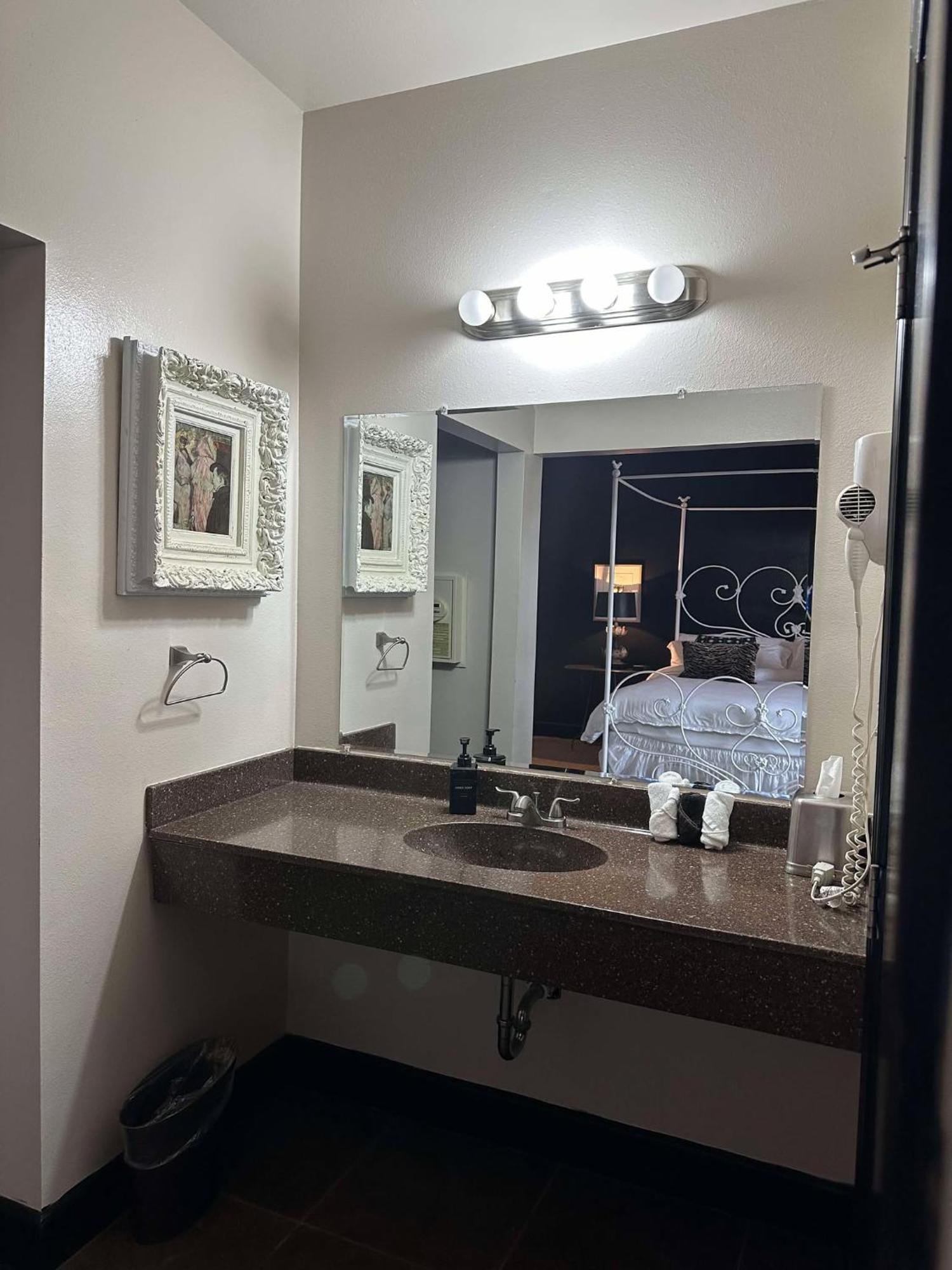 The Alcalde Hotel Gonzales Экстерьер фото